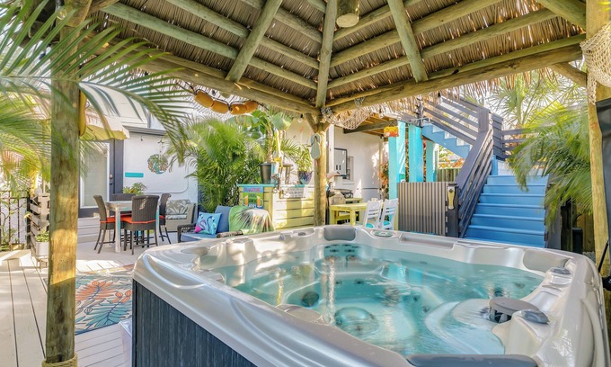 Merritt Island Apartment | Bradley’s Urban Oasis nCozy beach vibe retreat