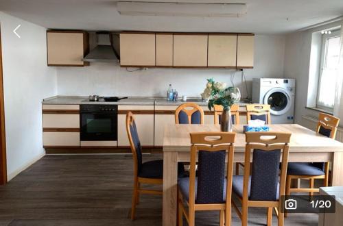 Erkeln Apartment | Brakel Ferienwohnung