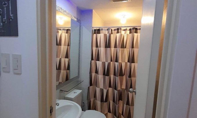 Paranaque Condo | Brand New 1 bedroom Bare Unit in Azure Urban Residences