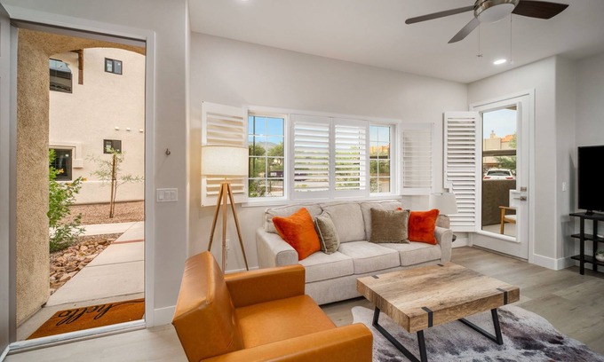 Tucson Condo | Brand new 2-bedroom condo with AC, WiFi and pool in the Catalina Foothills