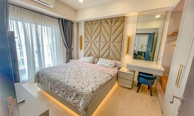 Kesawan Apartment | Brand new 2BR Empire Tower - Podomoro City