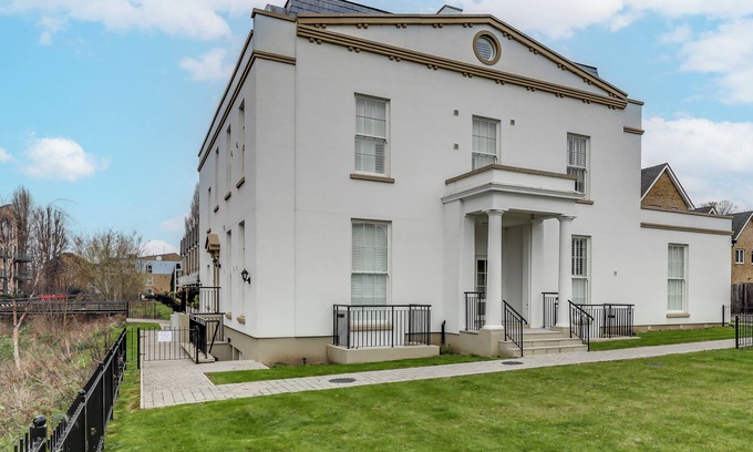 St Albans Apartment | Brand New 2BR , 2BR apartment in Hemel Hempstead