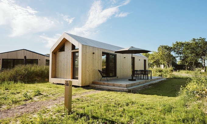Ouddorp Ski Chalet | Brand new accommodation: made from the right stuff!