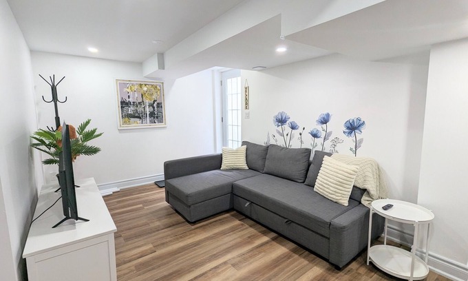 Erin Mills Apartment | Brand New and Spacious 2 Bedroom Unit in beautiful, quiet neighborhood