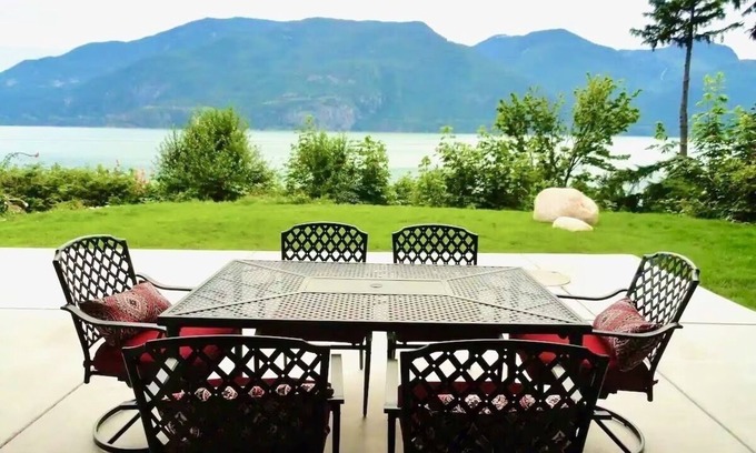 Britannia Beach Apartment | Brand New Apartment with Great Views