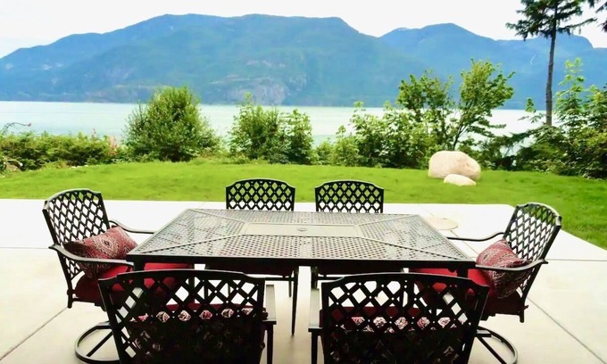 Britannia Beach Apartment | Brand New Apartment with Great Views
