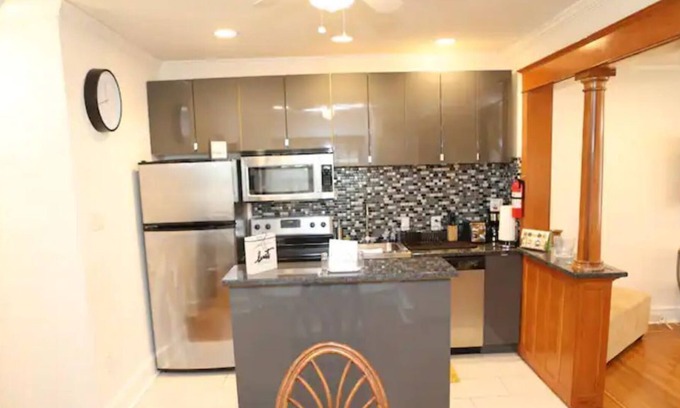 West Mount Airy Apartment | Brand New Cozy 2bdrm Great Location Free Parking