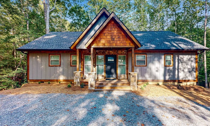 Ellijay Cabin | Brand new family friendly cabin with luxury deck in Coosawattee River Resort