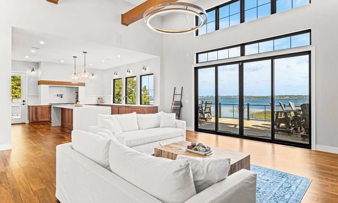Alexandria House | Brand New Grand Home on Lake Miltona Alexandria
