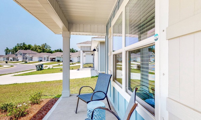 Northwest Pensacola House | Brand-New Home with a Large Yard, Grill, Kitchen