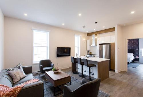Mile End Apartment | Brand New Light filled Mile End Flat by Denstays