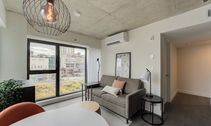 Chinatown Condo | Brand New luxury apartment-3 1/2 For Rent-Downtown-fully furnished