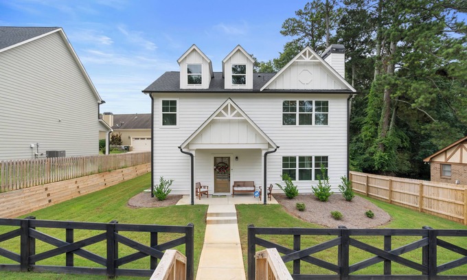 Athens House | Brand-New Luxury Home Near UGA!