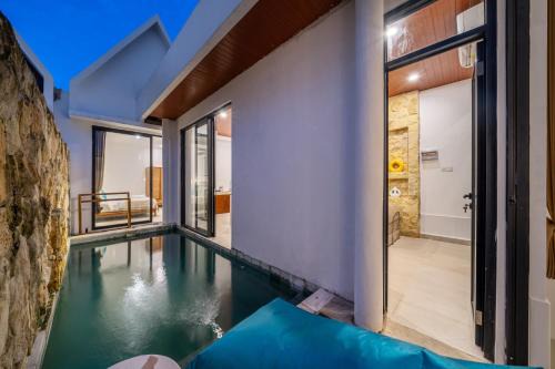 Padangsambian Klod Villa | Brand New Luxury Villa - Perfect Location - Poolside Bliss