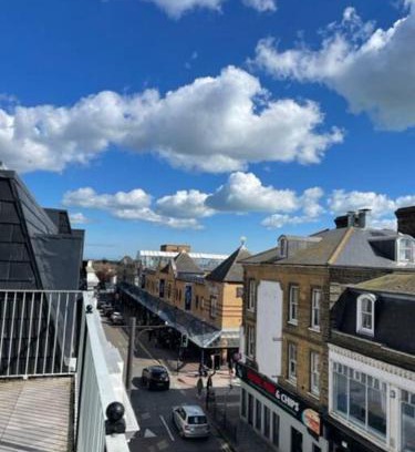 Southend-on-Sea Apartment | Brand New Modern 1-Bedroom Flat