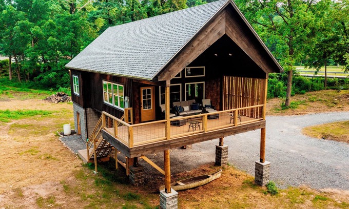 Black Fork Cabin | Brand new River Cabin ready for floating swimming or fishing . Close to Skiing!