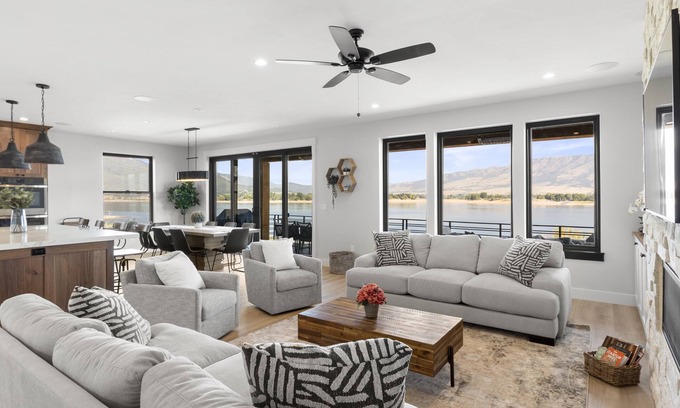 Ogden House | Brand New Snowbasin ⛷️ Powder Mt Luxury Ski Home