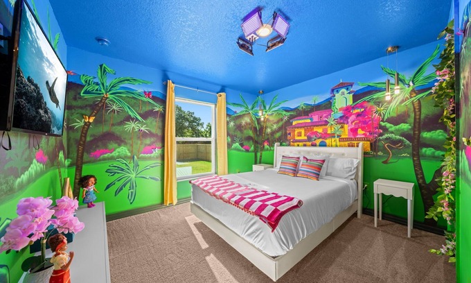 Palm Bay House | Brand New Theme House w Game Room : Encanta Magical