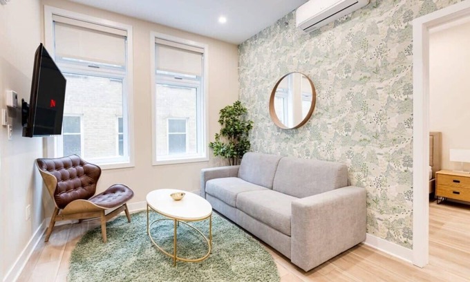 Plateau Mont Royal Apartment | *BrandNew* 2BR+SofaBed w/Roof Top in MTL -29