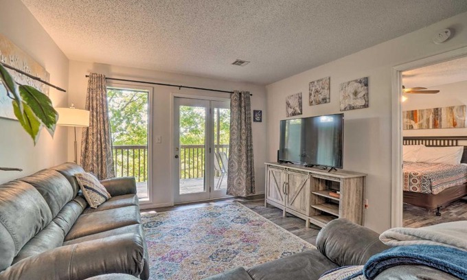 Notch Estates Apartment | Branson West Condo - 2 Mi to Silver Dollar City