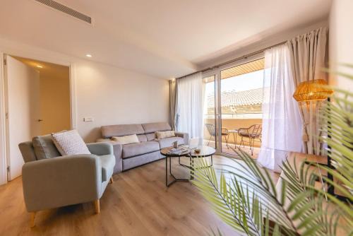 el Mercadal Apartment | Bravissimo Domènica, 2 bedrooms and balcony