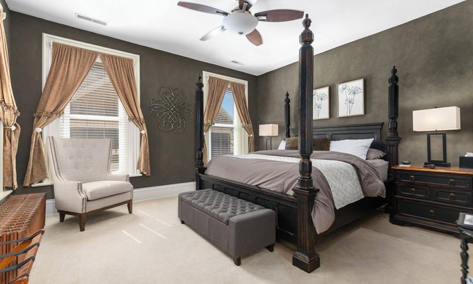 Oshkosh Bed & Breakfast | Braywood Inn