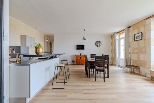 Blaye Apartment | Break in Blaye