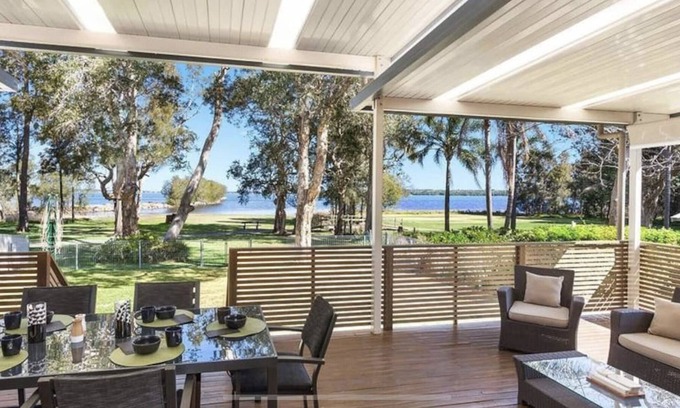 San Remo House | Breakwater House - 5 bedroom waterfront house with panoramic lake views.