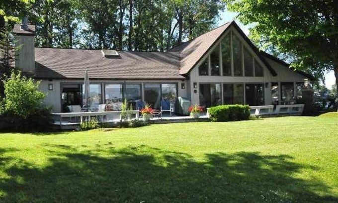 Alexandria Bay House | Breath Taking View on the Beautiful St. Lawrence River