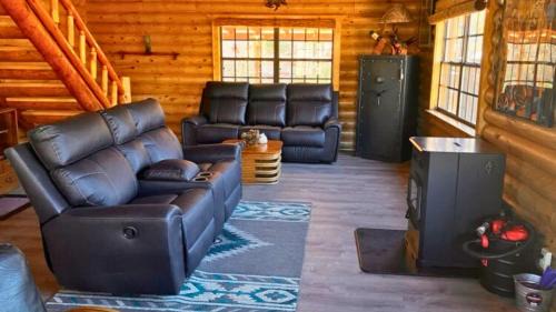 Hereford House | Breathe Inn Off Grid Cabin on 40 Acres