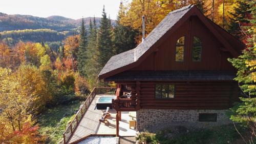 Saint-Faustin-Lac-Carre Ski Chalet | Breathtaking log house with HotTub - Summer paradise in Tremblant