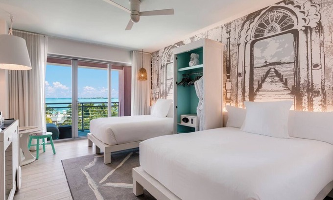 Nassau Hotel | Breathtaking Ocean View with Balcony | Baha Bay Access