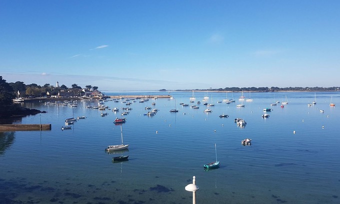 Arzon Apartment | Breathtaking view of the entrance to the Golfe du Morbihan