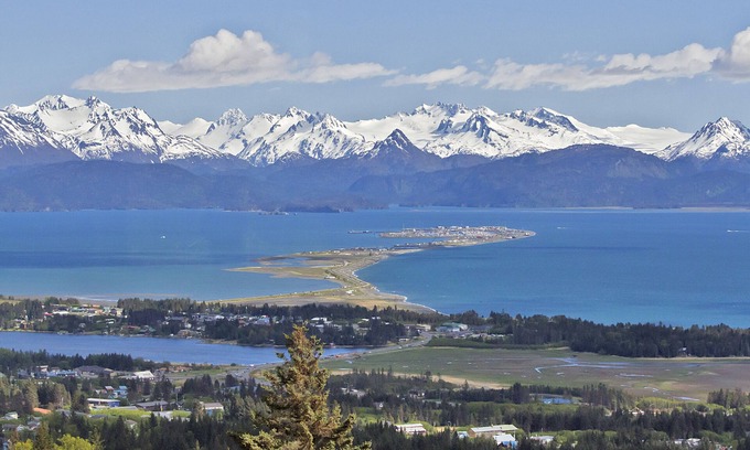 Homer Apartment | Breathtaking Views of Kachemak Bay