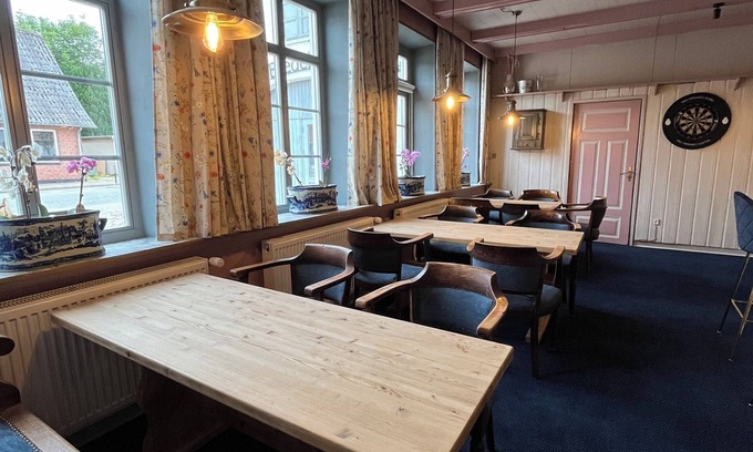 Tønder Municipality Hotel | Bredebro Kro