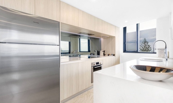 Mooloolaba Apartment | Breeze Apartment 801