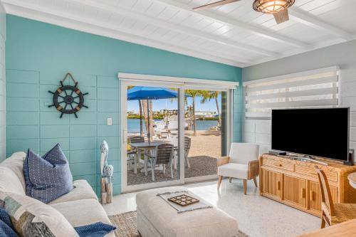 Key Colony Beach House | Breeze Palm
