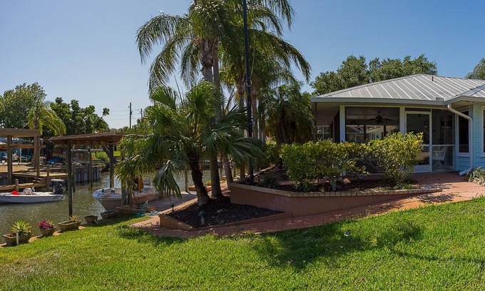 Sebastian House | Breezy canal front home directly off the Indian River