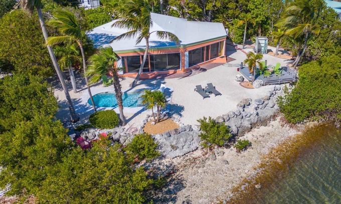 Cudjoe Key House | Breezy Palms: Exquisite Open Water Keys Paradise W/Spectacular Views, Dockage, Pool & Dog-Friendly!