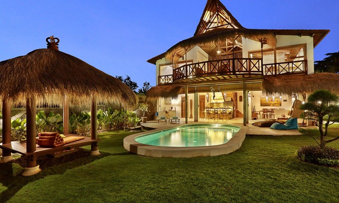 Sawangan Villa | Breezy Point Villas
