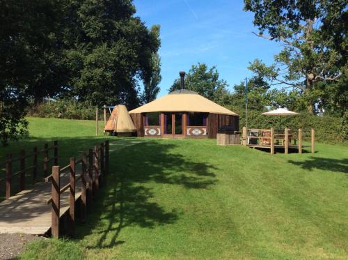 Moffat Cabin | Brenchleyglamping