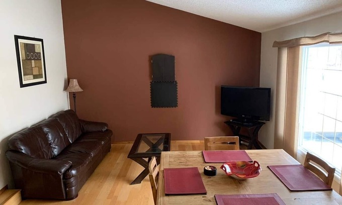 Fort McMurray House | BRENTWOOD: 1 Bedroom Space T2