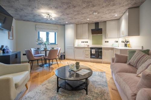 Easton Apartment | Brer - 1 Bedroom Luxury Apartment by Mint Stays