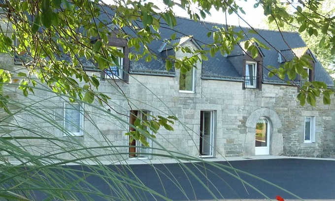 Neulliac House | Breton longère, cozy home in Brittany