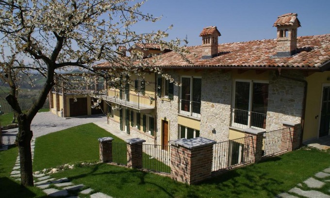 Monforte d'Alba House | Bricco Torricella