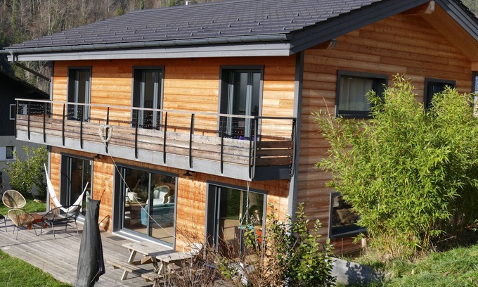 Dingy-Saint-Clair House | Bright 4-bedroom house