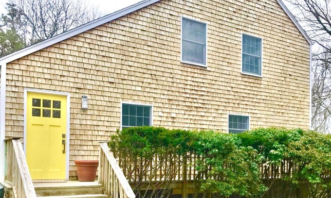 East Hampton North House | Bright & Airy in East Hampton NY - Ideally Located Near Beach & Village