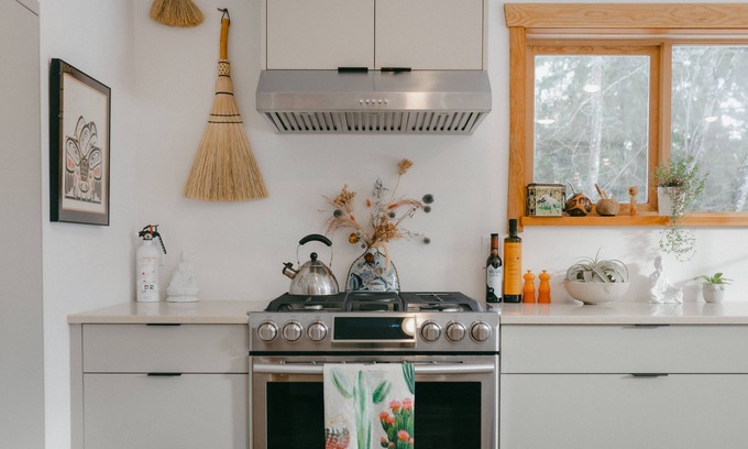 Central Kootenay Cabin | Bright and beautiful newly renovated cabin.