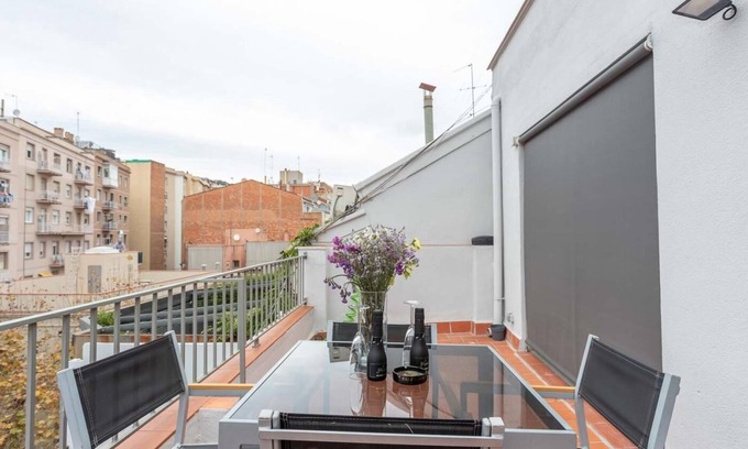 El Putget i Farro Apartment | Bright and cozy attic apartment with two private terraces for 4