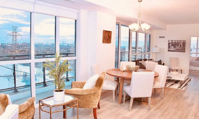 Newtonbrook Apartment | Bright and stylish 2 Bed rooms and 2 Bathroom- 9Ft ceiling